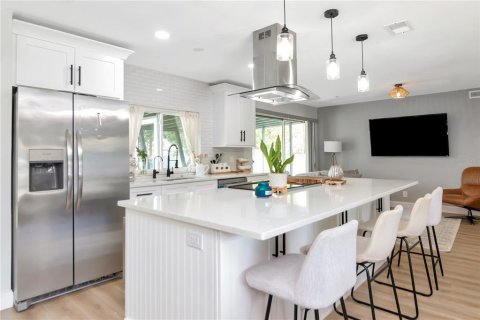 Casa en venta en Tampa, Florida, 3 dormitorios, 123.19 m2 № 1614651 - foto 11