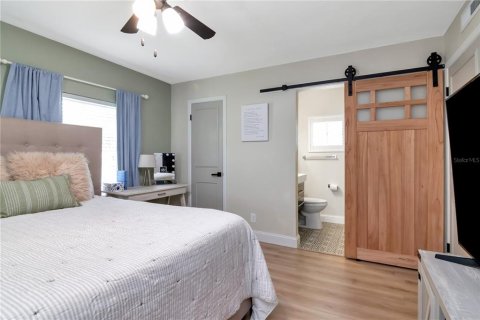 Casa en venta en Tampa, Florida, 3 dormitorios, 123.19 m2 № 1614651 - foto 21