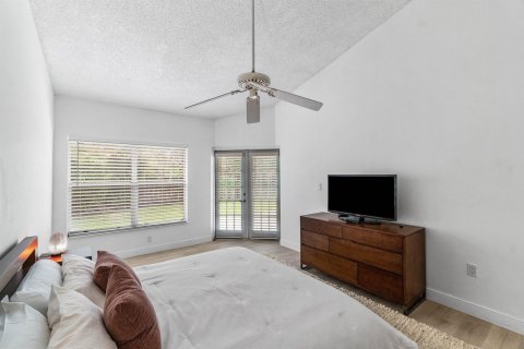 Touwnhouse à vendre à Boca Raton, Floride: 3 chambres, 164.53 m2 № 2257028 - photo 16