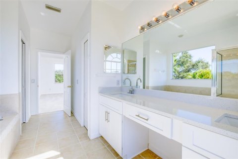 Villa ou maison à vendre à Sarasota, Floride: 5 chambres, 362.32 m2 № 2139430 - photo 29