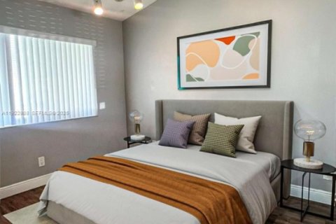 Touwnhouse à vendre à Hollywood, Floride: 3 chambres, 132.57 m2 № 1976746 - photo 4