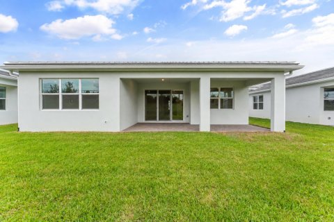 Villa ou maison à vendre à Port St. Lucie, Floride: 3 chambres, 198.25 m2 № 2272522 - photo 11
