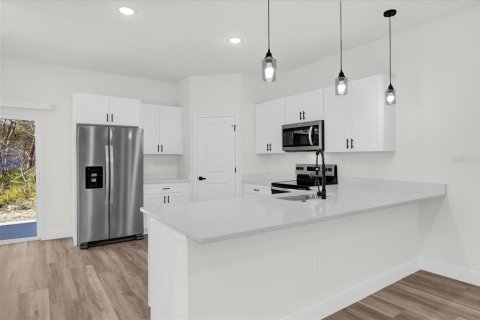 Villa ou maison à louer à Ocala, Floride: 4 chambres, 170.29 m2 № 2427646 - photo 5