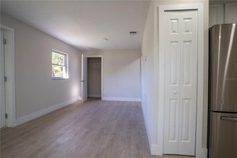 House in Longwood, Florida 2 bedrooms, 80.27 sq.m. № 1769213 - photo 8