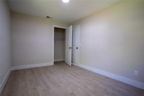 House in Longwood, Florida 2 bedrooms, 80.27 sq.m. № 1769213 - photo 12
