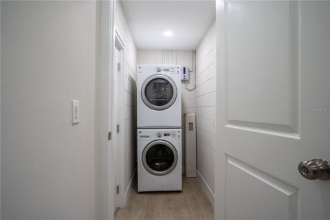 House in Longwood, Florida 2 bedrooms, 80.27 sq.m. № 1769213 - photo 16