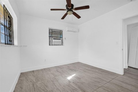 Appartement à louer à Miami, Floride: 2 chambres, 145.39 m2 № 2079873 - photo 19