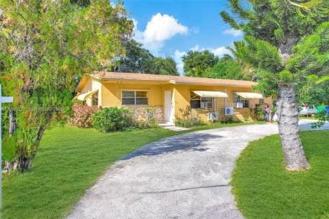 Appartement à louer à Miami, Floride: 2 chambres, 145.39 m2 № 2079873 - photo 27