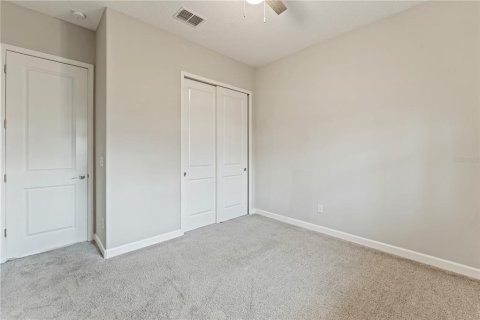 Casa en venta en Wesley Chapel, Florida, 5 dormitorios, 275.36 m2 № 1913770 - foto 22