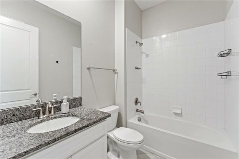 Casa en venta en Wesley Chapel, Florida, 5 dormitorios, 275.36 m2 № 1913770 - foto 24