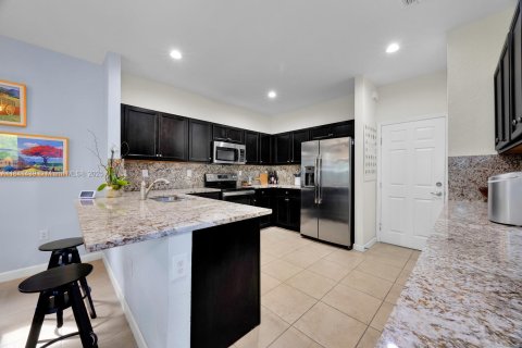 Casa en venta en Homestead, Florida, 3 dormitorios, 186.18 m2 № 1836677 - foto 16