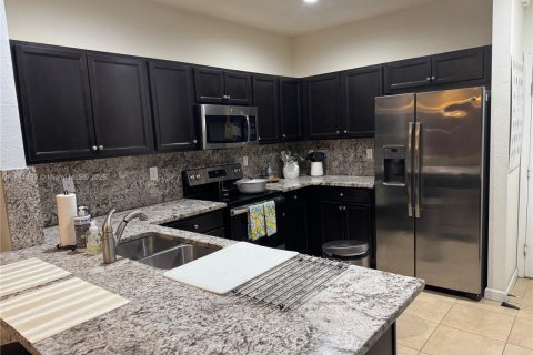 Casa en venta en Homestead, Florida, 3 dormitorios, 186.18 m2 № 1836677 - foto 2