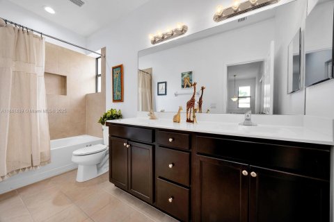 Casa en venta en Homestead, Florida, 3 dormitorios, 186.18 m2 № 1836677 - foto 26