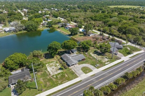 Immobilier commercial à vendre à St. Lucie, Floride № 2083493 - photo 4