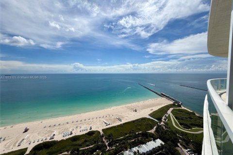 Condo in Miami Beach, Florida, 2 bedrooms  № 1897977 - photo 13