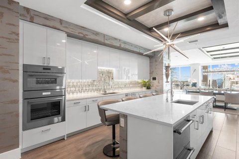 Copropriété à vendre à Sarasota, Floride: 3 chambres, 343.74 m2 № 2419178 - photo 27