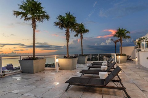 Copropriété à vendre à Sarasota, Floride: 3 chambres, 343.74 m2 № 2419178 - photo 8
