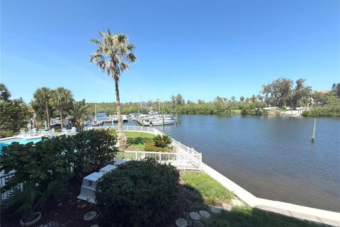 Condo in Port Richey, Florida, 2 bedrooms  № 1741079 - photo 28