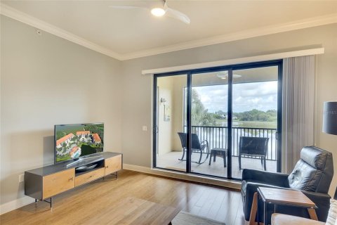 Condo in Lakewood Ranch, Florida, 2 bedrooms № 2396094 - photo 18