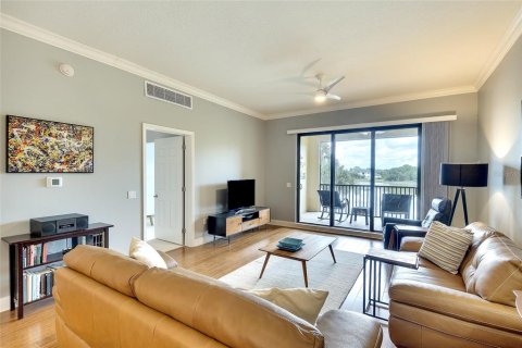 Condo in Lakewood Ranch, Florida, 2 bedrooms № 2396094 - photo 13