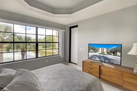 Condo in Lakewood Ranch, Florida, 2 bedrooms № 2396094 - photo 20