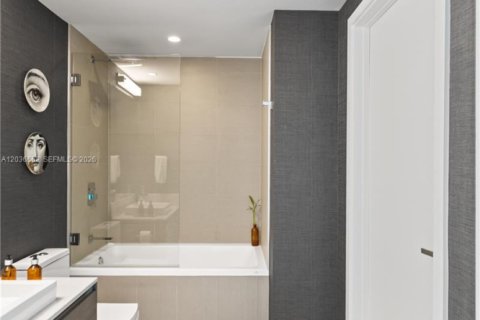 Copropriété à vendre à Miami, Floride: 3 chambres, 147.99 m2 № 2084518 - photo 17