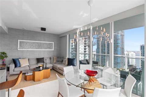 Copropriété à vendre à Miami, Floride: 3 chambres, 147.99 m2 № 2084518 - photo 10