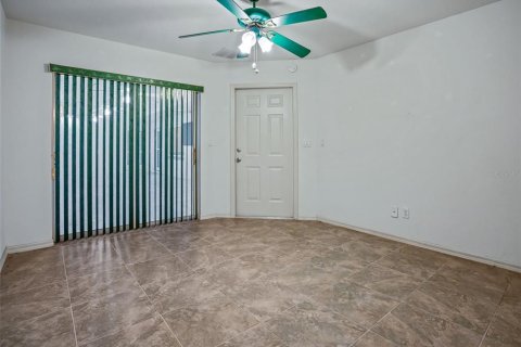 Villa ou maison à vendre à Summerfield, Floride: 2 chambres, 181.35 m2 № 2403538 - photo 13
