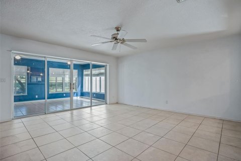Villa ou maison à vendre à Summerfield, Floride: 2 chambres, 181.35 m2 № 2403538 - photo 28