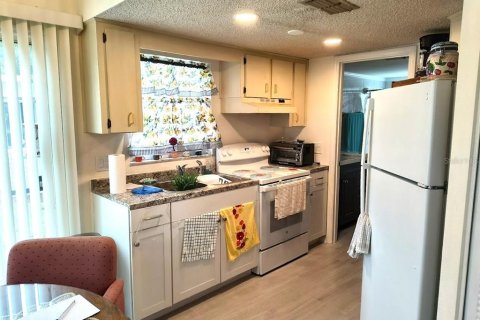 Condominio en alquiler en Ocala, Florida, 1 dormitorio, 67.73 m2 № 1769016 - foto 5