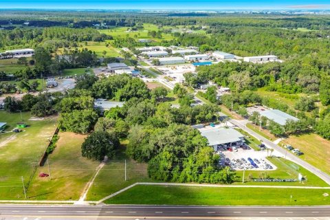 Commercial property in Leesburg, Florida 127.37 sq.m. № 2258273 - photo 5