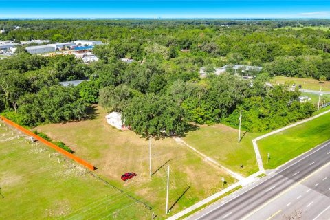 Commercial property in Leesburg, Florida 127.37 sq.m. № 2258273 - photo 12