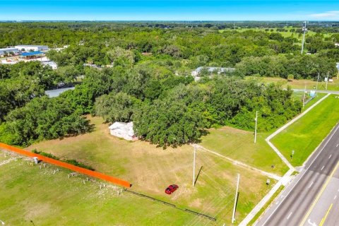 Commercial property in Leesburg, Florida 127.37 sq.m. № 2258273 - photo 13