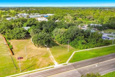 Commercial property in Leesburg, Florida 127.37 sq.m. № 2258273 - photo 11