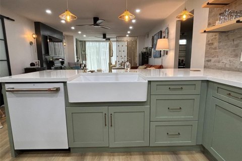 Copropriété à vendre à Pompano Beach, Floride: 3 chambres, 139.35 m2 № 2083349 - photo 10