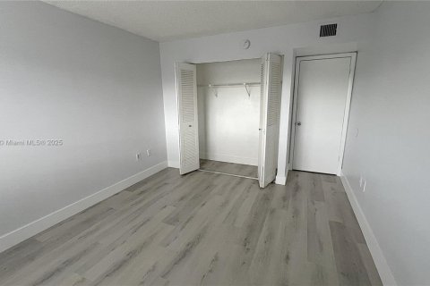 Copropriété à louer à Plantation, Floride: 2 chambres, 98.2 m2 № 1966215 - photo 15