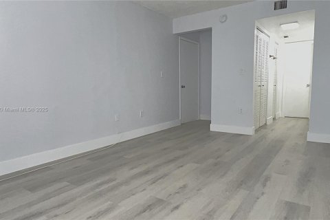 Copropriété à louer à Plantation, Floride: 2 chambres, 98.2 m2 № 1966215 - photo 12