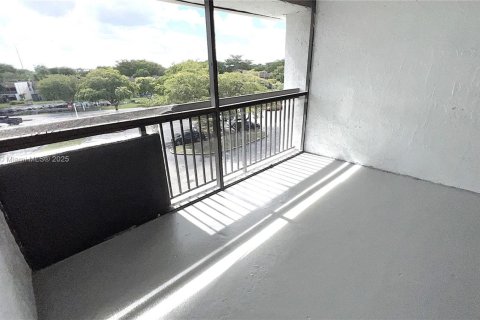 Copropriété à louer à Plantation, Floride: 2 chambres, 98.2 m2 № 1966215 - photo 8