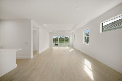 House in Sarasota, Florida 2 bedrooms, 162.3 sq.m. № 2214611 - photo 23