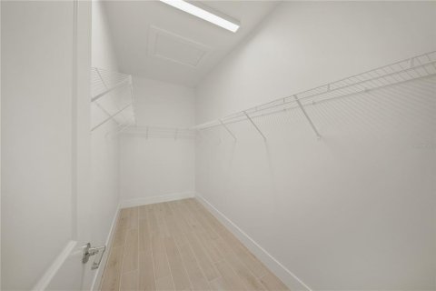 House in Sarasota, Florida 2 bedrooms, 162.3 sq.m. № 2214611 - photo 12