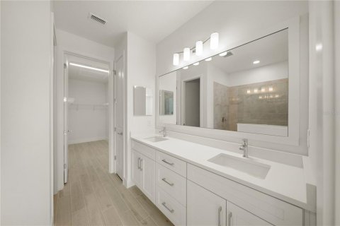 House in Sarasota, Florida 2 bedrooms, 162.3 sq.m. № 2214611 - photo 14