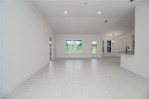Villa ou maison à vendre à Lake Wales, Floride: 4 chambres, 216.46 m2 № 2215218 - photo 4