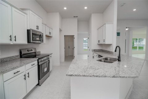 Villa ou maison à vendre à Lake Wales, Floride: 4 chambres, 216.46 m2 № 2215218 - photo 8