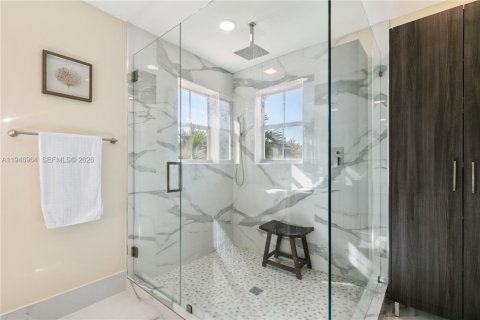 Townhouse in Hollywood, Florida 3 bedrooms, 162.39 sq.m. № 2003099 - photo 29