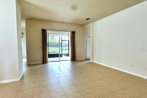House in Wimauma, Florida 2 bedrooms, 132.39 sq.m. № 2213636 - photo 6