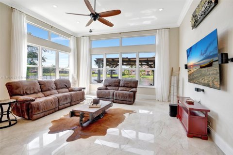 Casa en venta en Davie, Florida, 5 dormitorios, 325.34 m2 № 1753158 - foto 13