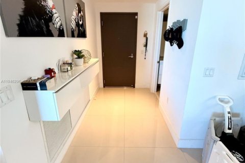 Купить кондоминиум в Норт-Майами-Бич, Флорида 2 спальни, 163.14м2, № 2003201 - фото 5