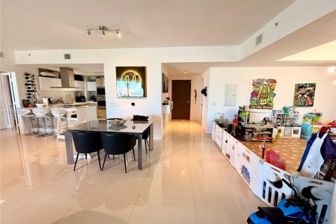 Купить кондоминиум в Норт-Майами-Бич, Флорида 2 спальни, 163.14м2, № 2003201 - фото 3