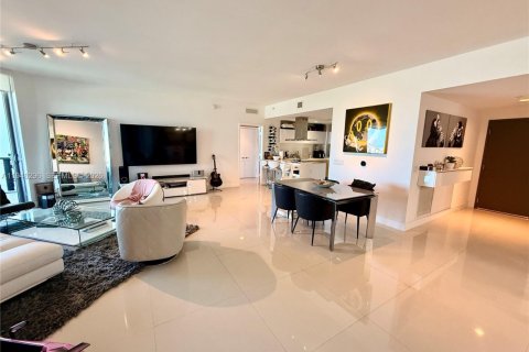 Купить кондоминиум в Норт-Майами-Бич, Флорида 2 спальни, 163.14м2, № 2003201 - фото 4