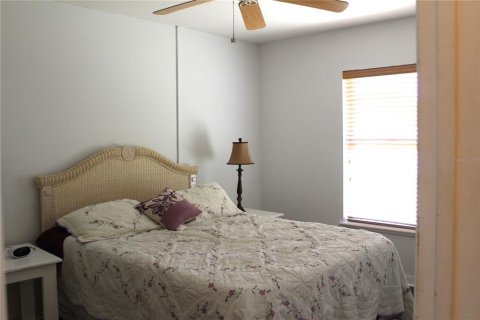 House in Ocala, Florida 4 bedrooms, 193.98 sq.m. № 1755088 - photo 23
